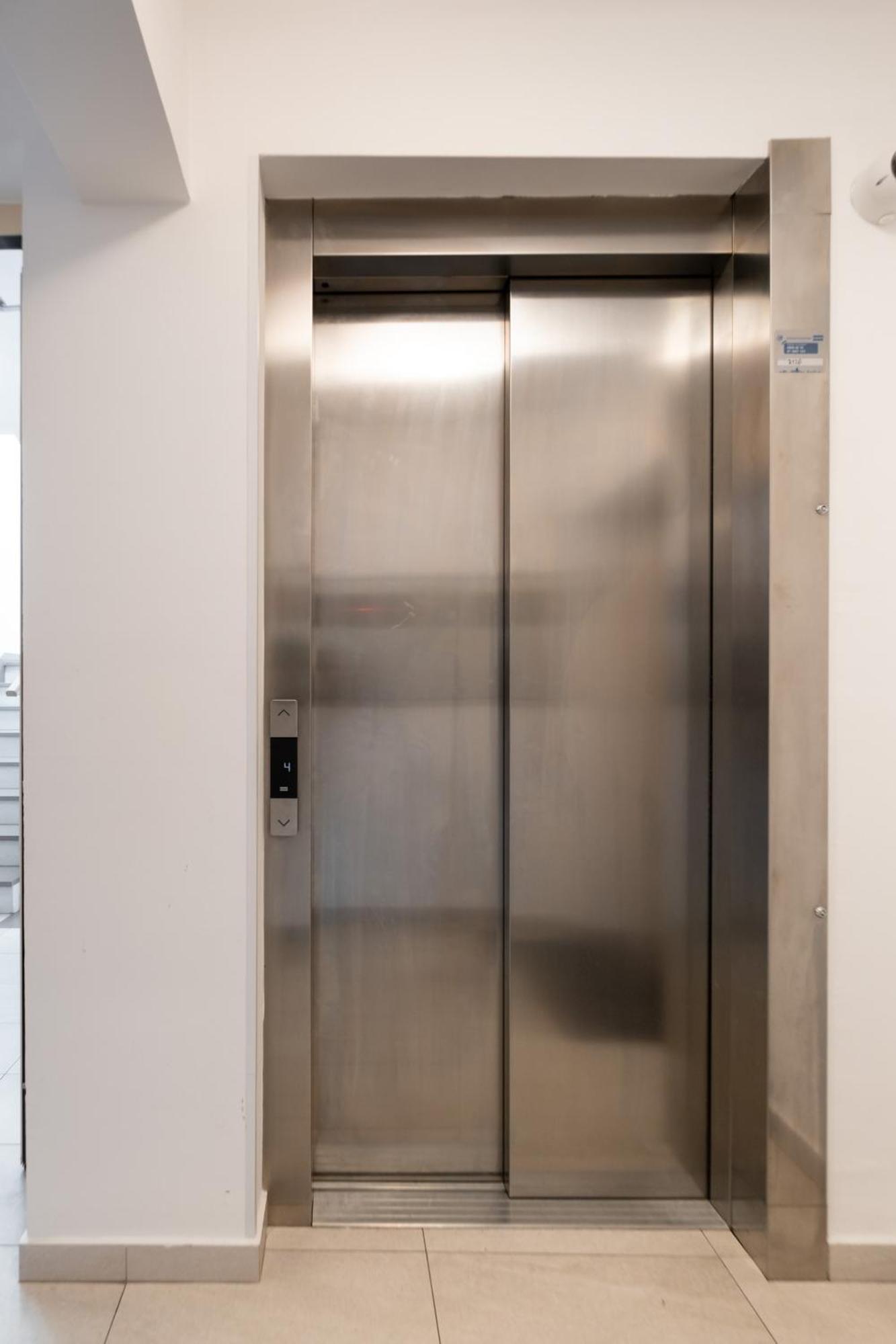 Apartment Zagreb, 0-24, Self Service Check-In, Free Parking Esterno foto