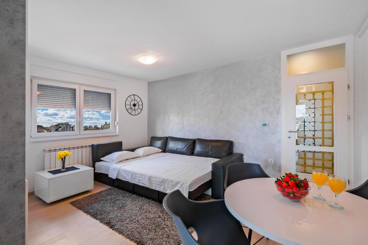 Apartment Zagreb, 0-24, Self Service Check-In, Free Parking Esterno foto